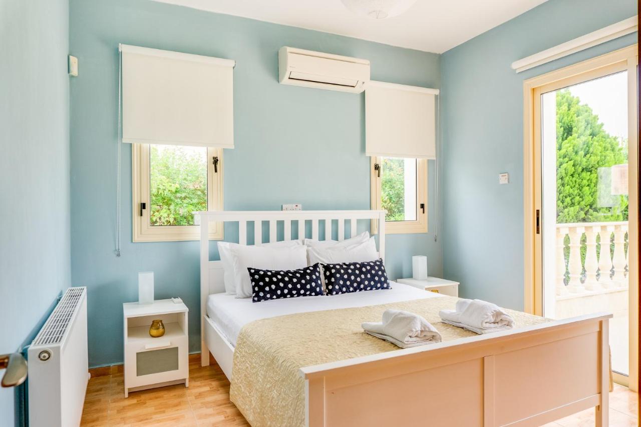 Villa Deja Blue By Ezoria Villas كورال باي المظهر الخارجي الصورة