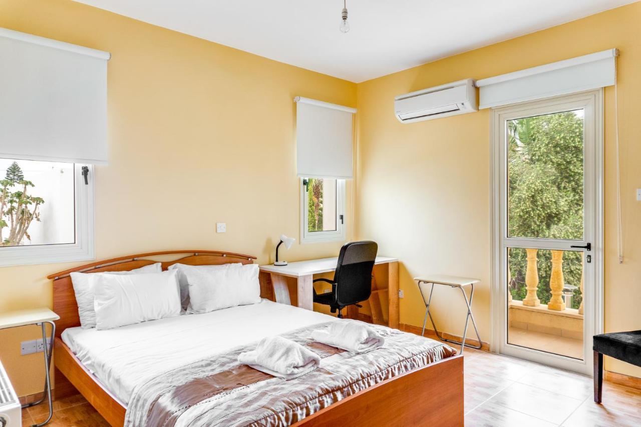 Villa Deja Blue By Ezoria Villas كورال باي المظهر الخارجي الصورة