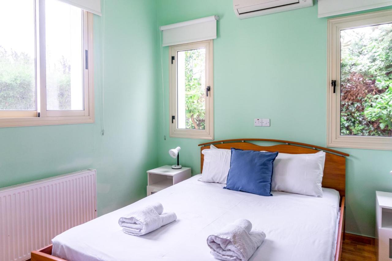 Villa Deja Blue By Ezoria Villas كورال باي المظهر الخارجي الصورة