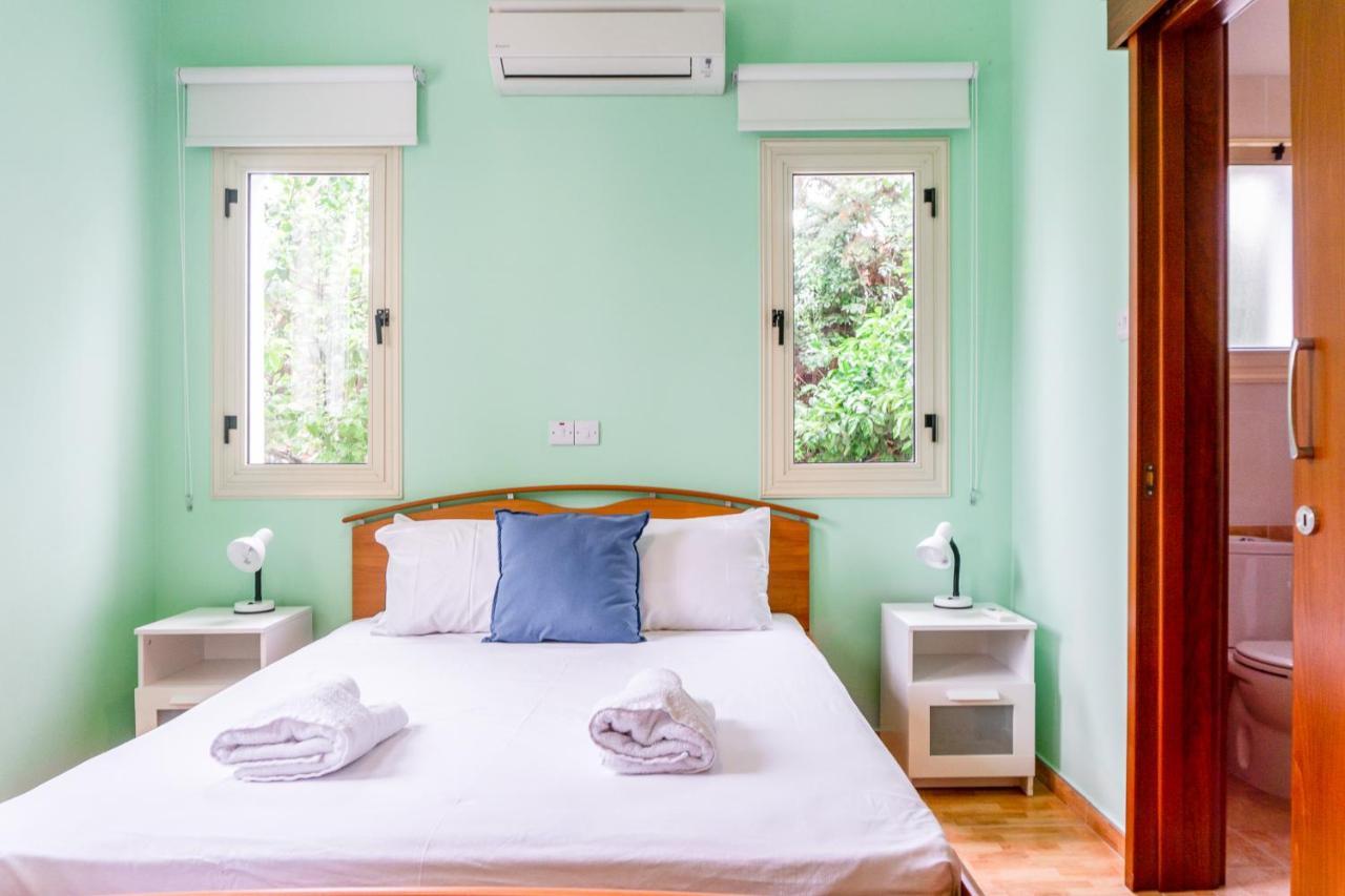 Villa Deja Blue By Ezoria Villas كورال باي المظهر الخارجي الصورة