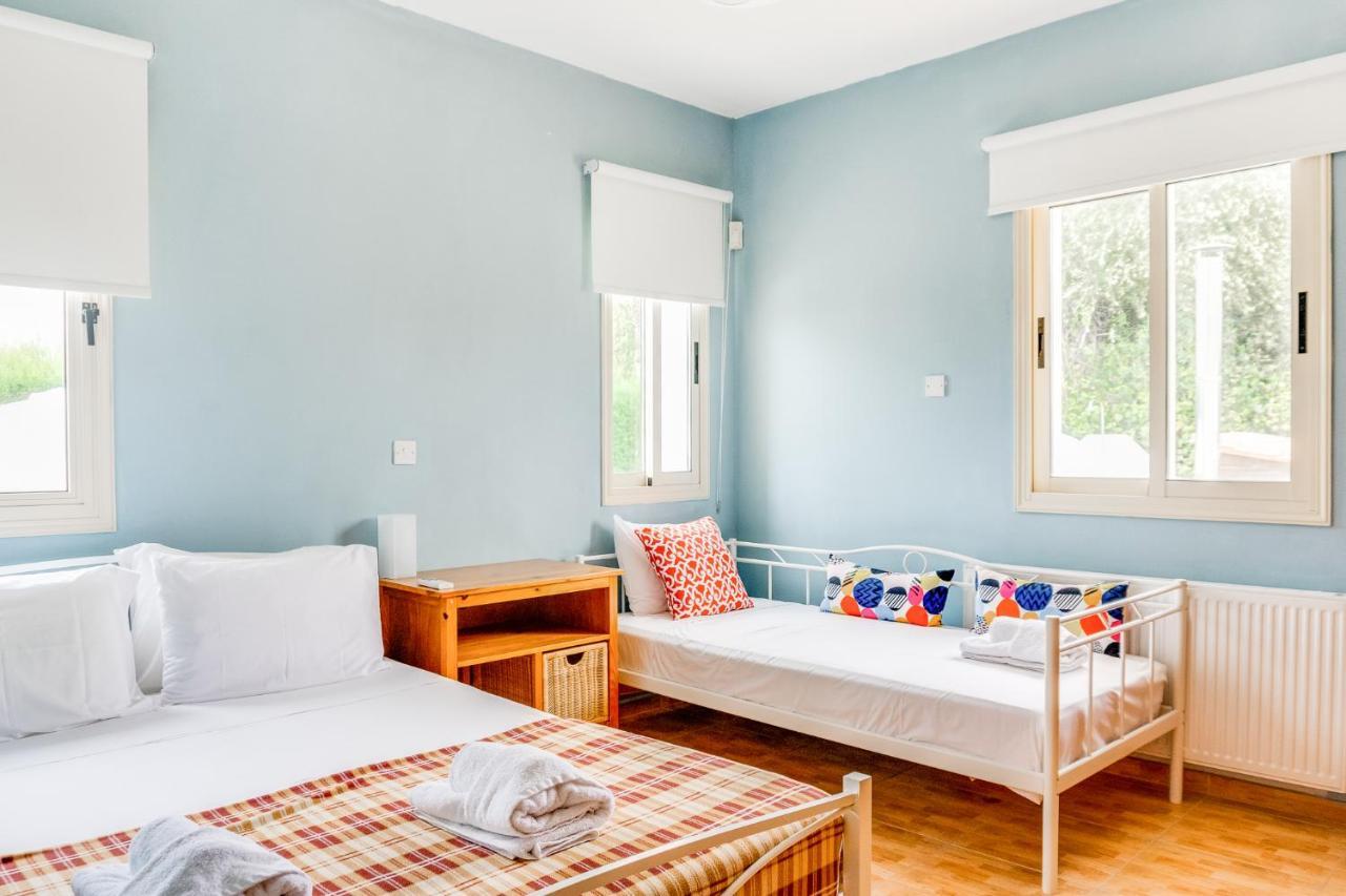 Villa Deja Blue By Ezoria Villas كورال باي المظهر الخارجي الصورة