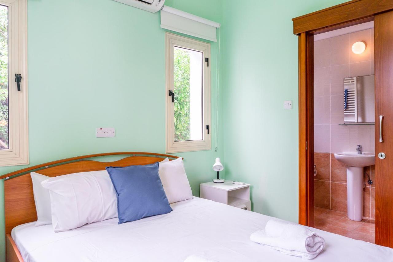 Villa Deja Blue By Ezoria Villas كورال باي المظهر الخارجي الصورة